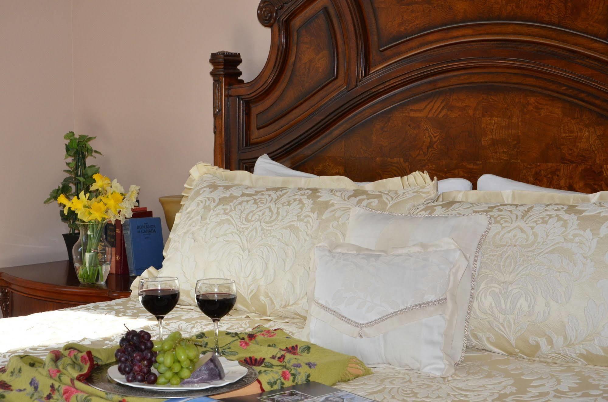 שמיינוס Eagle Rock Bed And Breakfast מראה חיצוני תמונה